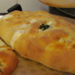 קלצונה - פיצה סגורה שחייבים פעם בחיים